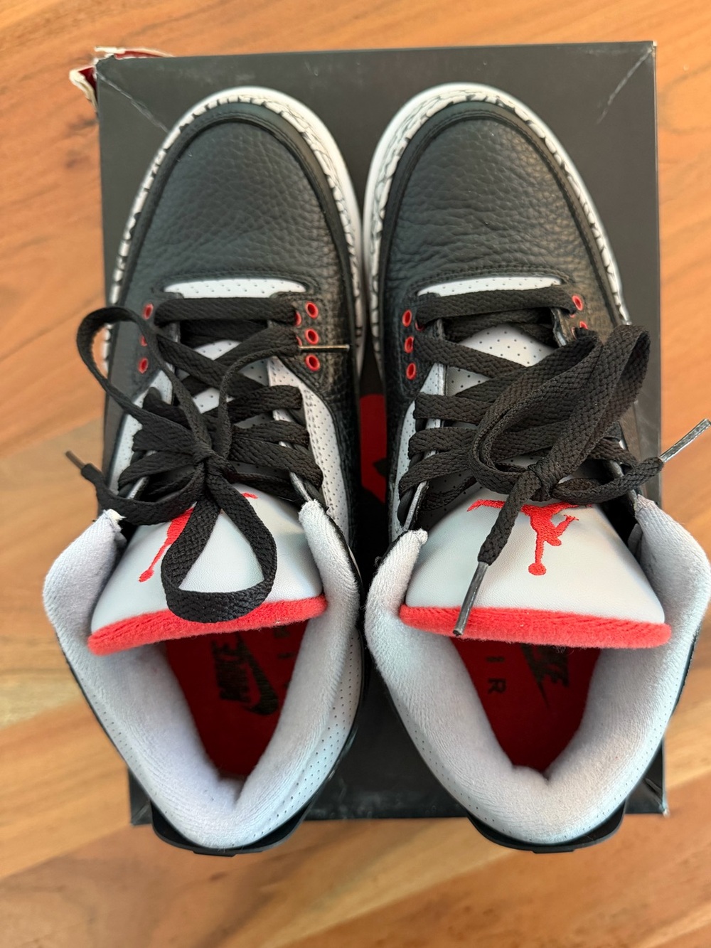 Jordan 3 Retro - Picture 4 of 5